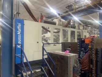 2024 Krauss-Maffei 3000 Ton 838 oz. Injection Molding Machine Used Injection Molding Machine For Sale