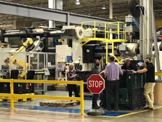 2005 3000 ton Cincinnati 540 oz. Injection Molding Machine Used Injection Molding Machine For Sale