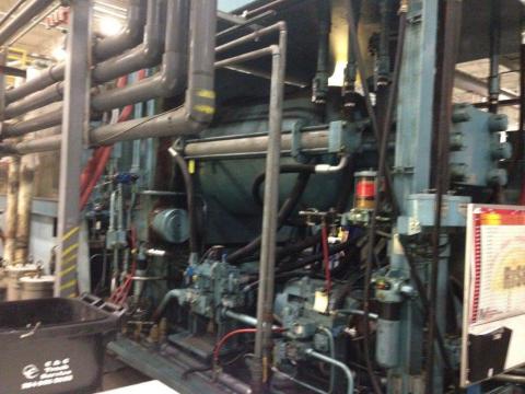 1995 1500 ton Van Dorn Wide Platen, 400 oz