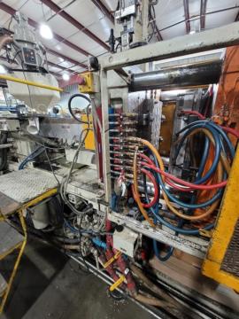 1987 250 ton Toshiba 24 oz. ISE250 Injection Molding Machine