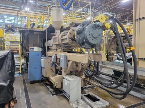 1991 1500 ton Van Dorn 260 oz. Wide Platen injection Molding Machine