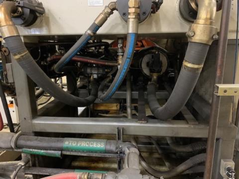 1995 1000 ton Cincinnati 140 oz. Wide Platen Injection Molding Machine