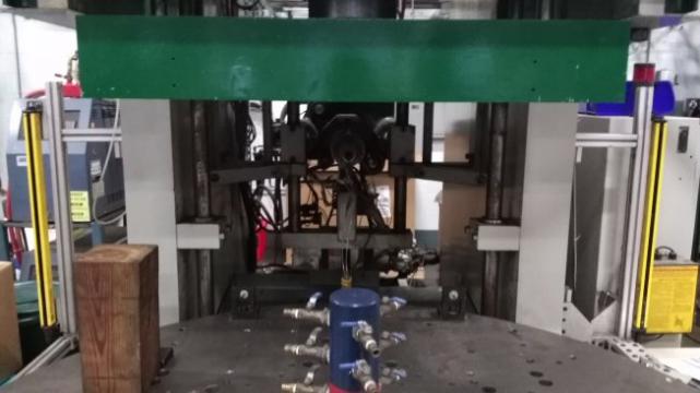 1996 200 ton Autojector Vertical Rotary