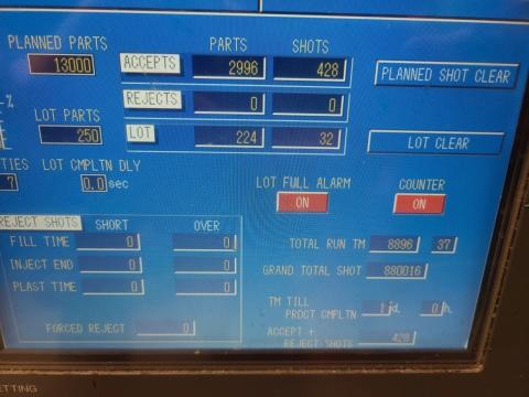 1996 197 ton Nissei FN4000 UH1000 9.6 oz. injection molding machine