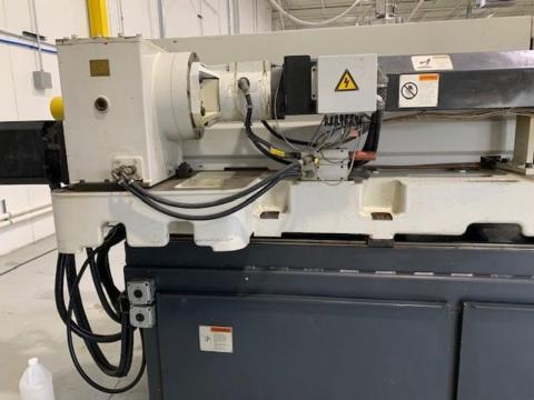 1999 Cincinnati Milacron 550 ton