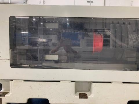 1999 Cincinnati Milacron 550 ton