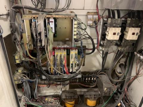 1998 610 ton Toshiba 125 oz