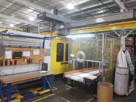 1999 950 ton Toshiba 252 oz Double Wide Platen