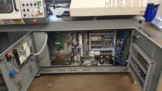 2001 44 ton Nissei Electric ES4000 1.65 oz Elject