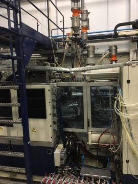 2003 1300 ton Krauss-Maffei 4 Color