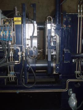 2005 250 ton Rutil Rubber Injection Molding Machine