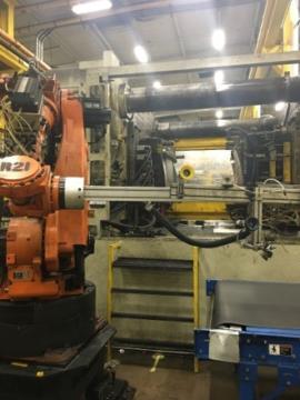 1999 2750 ton Toshiba 340 oz. 2-Platen ISF2450D