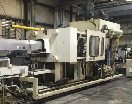 1999 500 ton Van Dorn, 59 oz Pathfinder 5000