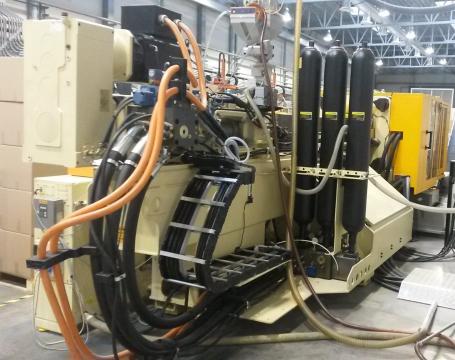 2004 330 ton Husky Hylectric H300