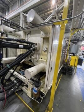 2003 1000 ton UBE 160 oz. Injection Molding Machine