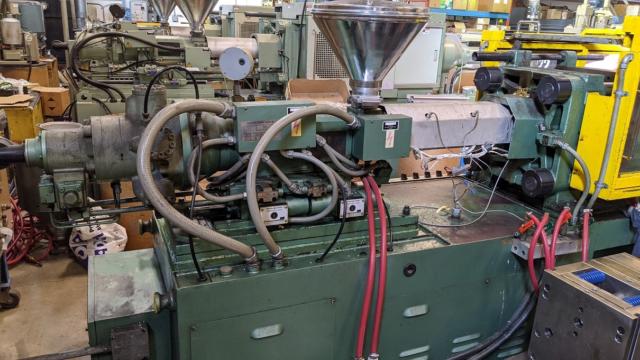 1984 75 ton Nissei 3.8 oz. FS75 Injection Molding Machine