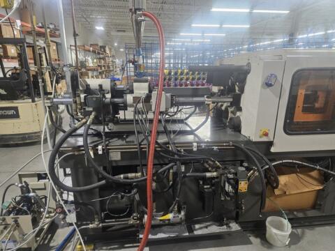 1994 85 ton Cincinnati 6.04 oz. Injection Molding Machine
