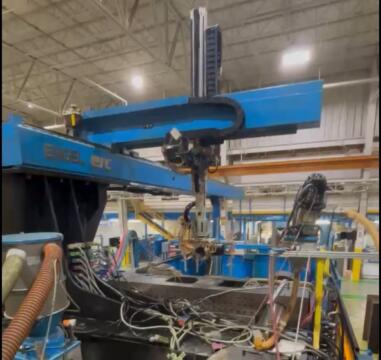 2002 Engel 2000 ton 2-Color Injection Molding Machine