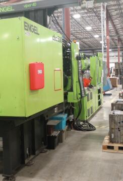 2009 550 ton Engel 88.9 oz. DUO5550/550 US Injection Molding Machine