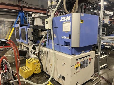 2009 198 ton JSW 11.8 oz. 180 AD-300H injection molding machine