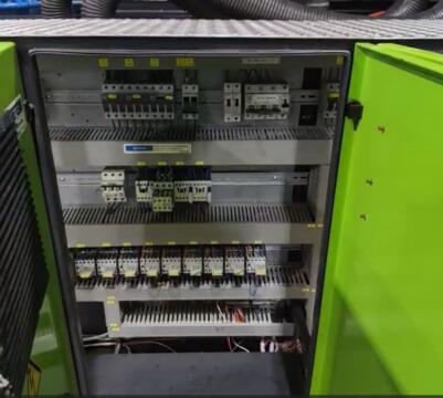 2009 1000 ton Engel Wide Platen 261 oz. Injection Molding Machine Ecodrive Electric Screw Drive