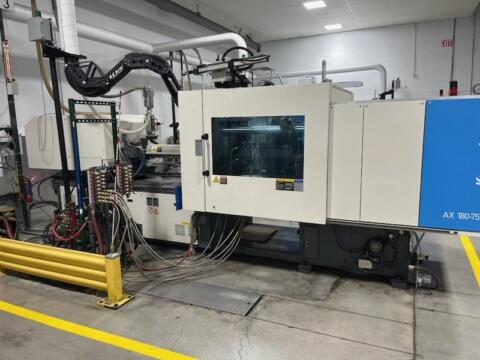 2011 198 ton Krauss-Maffei 12.59 oz. Injection Molding Machine