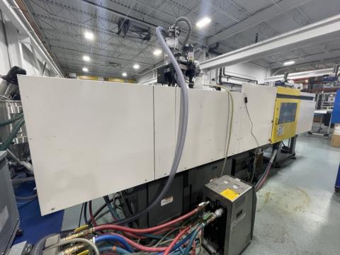 2011 165 ton Cincinnati Roboshot 8.9 oz. Electric Injection Molding Machine