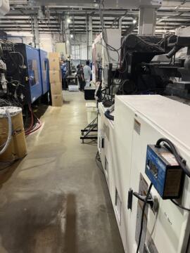 2013 310 ton Cincinnati 26 oz. MTS Injection Molding Machine