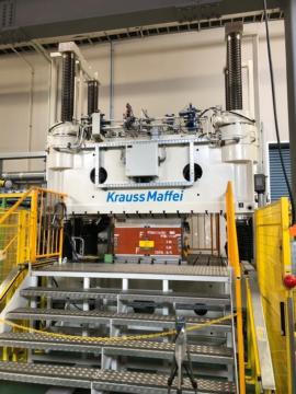 2017 Krauss-Maffei 1000 ton High Temperature Resin Transfer Molding HT RTM