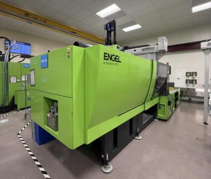2017 310 ton Engel 2-Color 3.82/3.82 oz. Injection Molding Machine