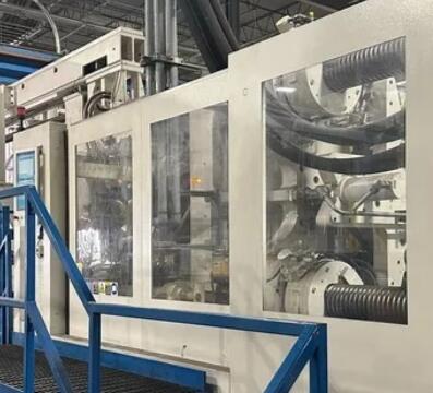 2021 Krauss Maffei 1450 Ton 402 oz. Injection Molding Machine