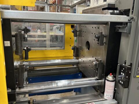 2021 138 ton Cincinnati Roboshot 6.02 oz. Electric Injection Molding Machine