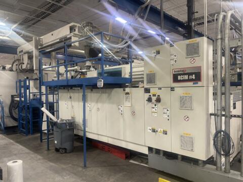 2021 Krauss Maffei 1450 Ton 402 oz. Injection Molding Machine