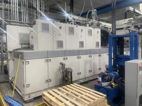 2022 Krauss-Maffei 2200 Ton 542 oz. Injection Molding Machine