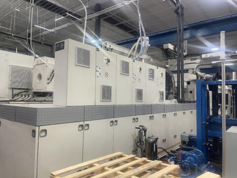 2022 Krauss-Maffei 2200 Ton 542 oz. Injection Molding Machine