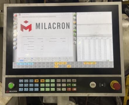 2000 3000 ton Cincinnati 540 oz. Injection Molding Machine