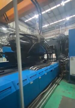 2022 3640 ton LS Mtron 575 oz. the One 3300 Injection Molding Machine