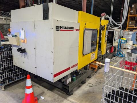 2002 330 ton Cincinnati Roboshot Electric Injection Molding Machine