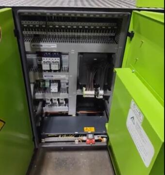2009 550 ton Engel 111 oz. Injection Molding Machine Ecodrive Electric Screw Drive