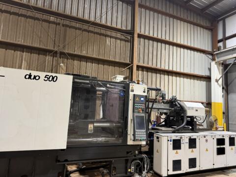 2008 550 ton Engel Injection Molding Machine