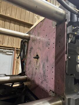 2008 550 ton Engel Injection Molding Machine