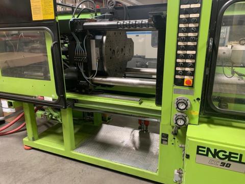 1993 200 ton Engel 2-color injection molding machine