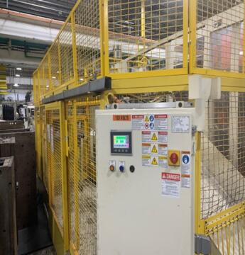 2004 1000 ton Husky 249 oz. H1000 Injection Molding Machine