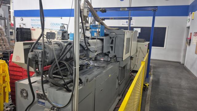 2004 89 ton Nissei 3.4 oz. FN1000 Injection Molding Machine