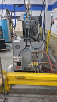2004 89 ton Nissei 3.4 oz. FN1000 Injection Molding Machine