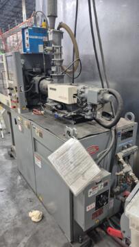 2004 21 ton Nissei 0.84 oz. NS20 Injection Molding Machine