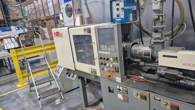 2004 21 ton Nissei 0.84 oz. NS20 Injection Molding Machine