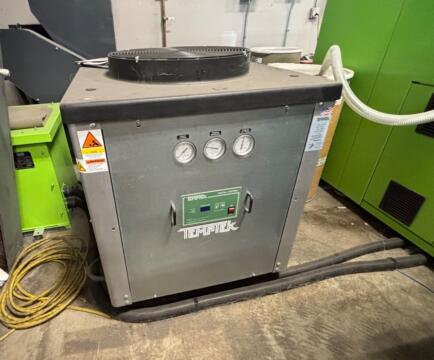 2017 135 ton Engel 10.53 oz. Electric Tiebarless Injection Molding Machine