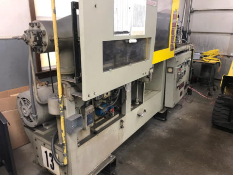 1980 85 ton Toshiba 3.63 oz. Injection Molding Machine
