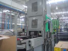 1997 Newbury, 300 Ton Vertical Shuttle, 15 oz.